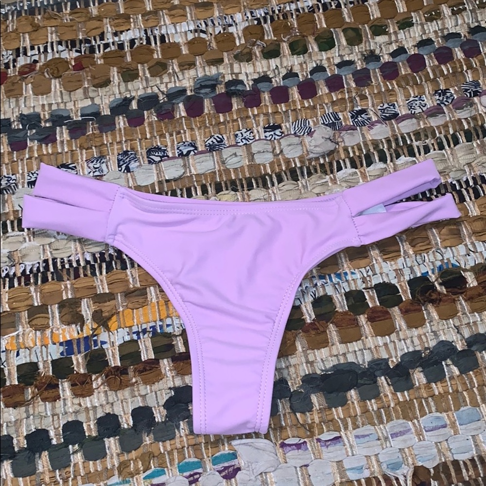 Boutine la Lilac Dual Strap Bottoms